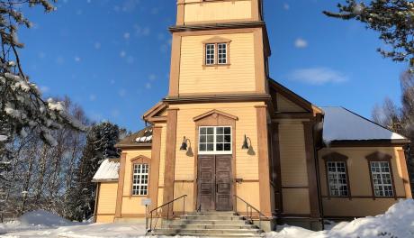 Kuva Kirkosta talvella