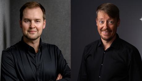 Kuvassa esiintyjät, kaksi miestä