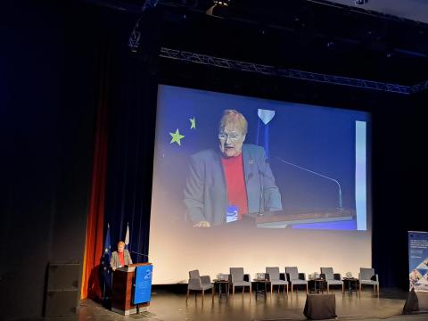 Halonen.
