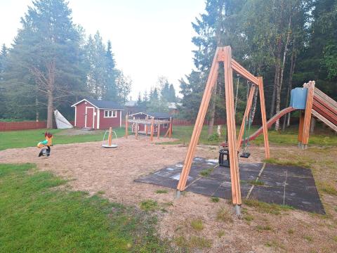 Kuva kaukosen päiväkodin pihasta