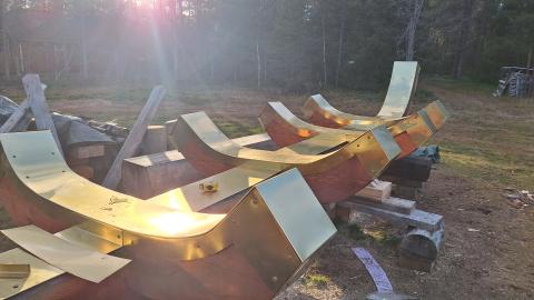 Taideteoksen venerunko.