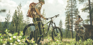 KV aspa 360 ja pyöräilijäkuva