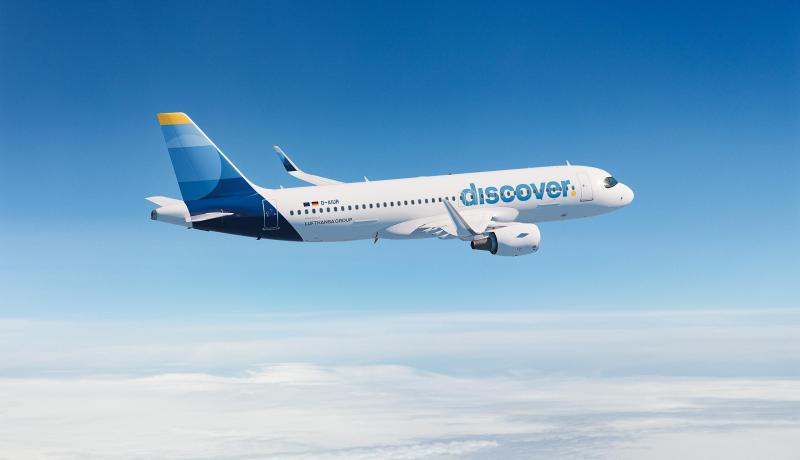 Discovery Airlines lentokone taivaalla